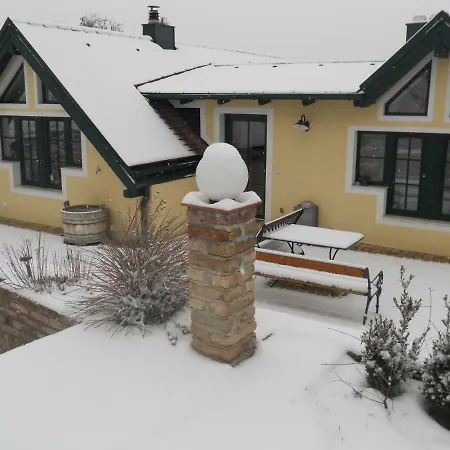 Presshaus Am Lindenberg *
